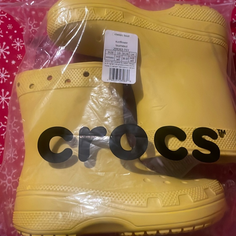 Unisex crocs